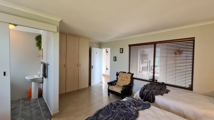 10 Bedroom Property for Sale in Dana Bay Western Cape